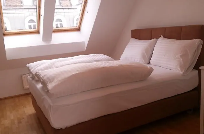 Starlight Renngasse 4* Wenen