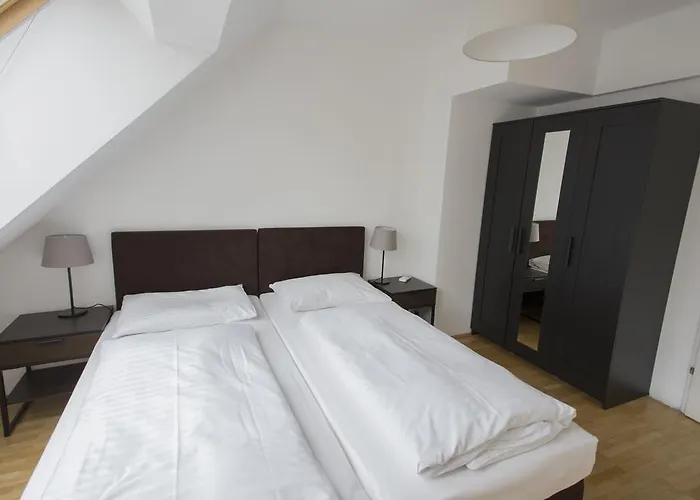 Aparthotel Starlight Renngasse 4*