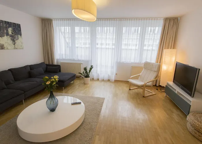 Starlight Renngasse 4*