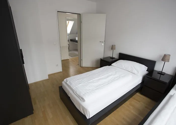 Starlight Renngasse 4*