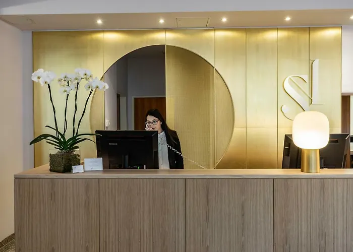 Starlight Renngasse Aparthotel 4*