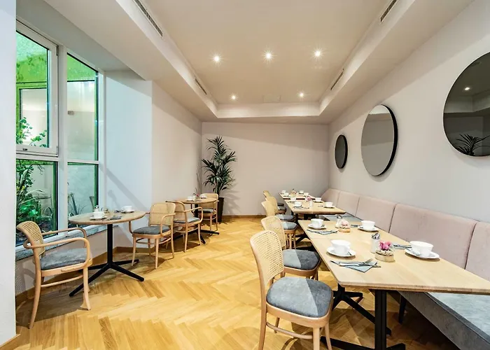Aparthotel Starlight Renngasse 4*